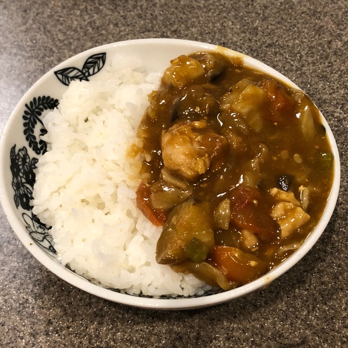 ホットクック☆夏野菜のうまみたっぷりのチキンカレー